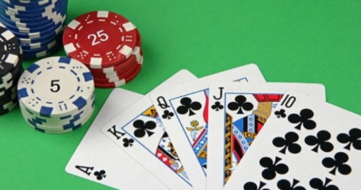 Hướng Dẫn Chơi Bộ 5 Lá Bài Liên Tiếp Trong Poker